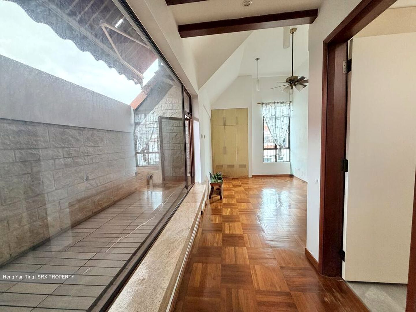 Golden Chuan Ville (D19), Terrace #517079991